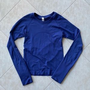 Size 2 swiftly tech long sleeve race length